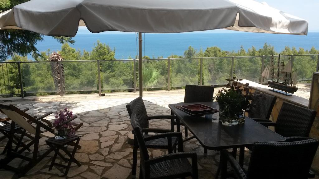 Paressa Villas Néa Fókaia Szoba fotó
