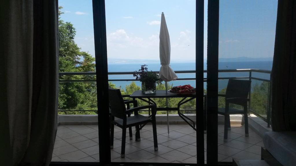 Paressa Villas Néa Fókaia Szoba fotó